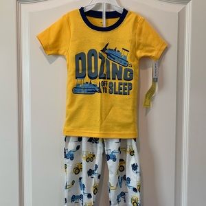 💙 NWT. Carter’s 2-piece loose fitting PJs.